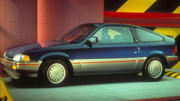 Honda Civic CRX HF 1986 - O automóvel compartilhava a aparência esportiva da versão CRX Si. O motor 1.5 rendia apenas 58 cv e fazia 17,8 km/l na cidade e 21,6 km/l na estrada.