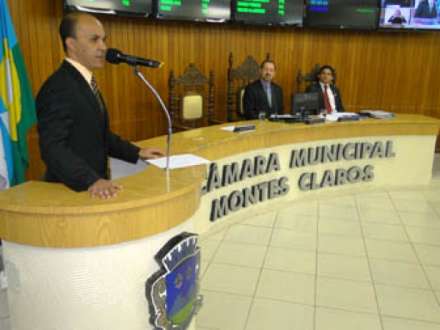 Montes Claros - Vereador reclama da diretora da escola Egídio Cordeiro