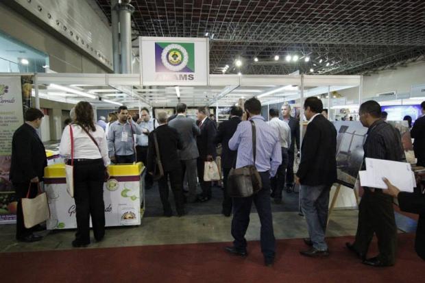 Norte de Minas - AMAMS participa com estande da feira dos municípios da AMM