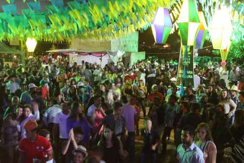 Montes Claros - Lagoinha recebe abertura da Temporada de Forró e Quadrilha 2014