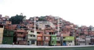 200 famílias saíram de casa pelo risco de desabamento, no Jardim Ibirapuera, zona sul de São Paulo