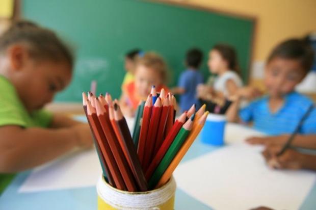 Brasil se distancia da média mundial em ranking de educação
