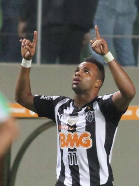 Fernandinho deve deixar o Atlético-MG