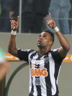 Fernandinho deve deixar o Atlético-MG