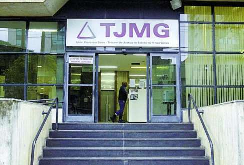 Oficial de apoio do TJMG com salário-base de R$ 12 mil recebeu em abril R$ 169.574,67