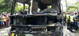 América - Incêndio em ônibus mata 31 crianças na Colômbia