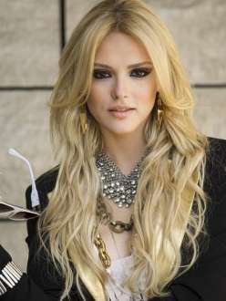 Isabelle Drummond terá de ficar sem dirigir pelo período de um ano