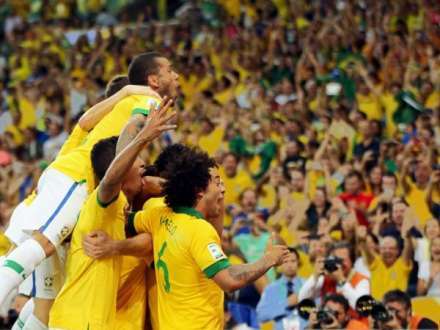 Copa 2014 - Brasil goleia Panamá em amistoso de preparação para a Copa