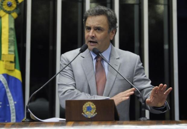Eleições 2014 - Aécio Neves garante aliança do PSDB com Paulo Câmara, mas alfineta Eduardo Campos