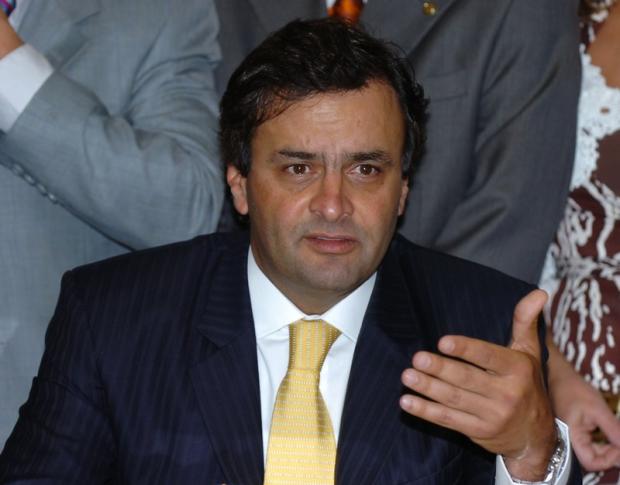 Eleições 2014 - Aécio diz que, se eleito, não haverá reajustes de tarifas públicas “numa paulada”
