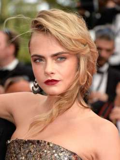 Aos 21 anos, a britânica Cara Delevingne é definitivamente a modelo mais badalada do momento.