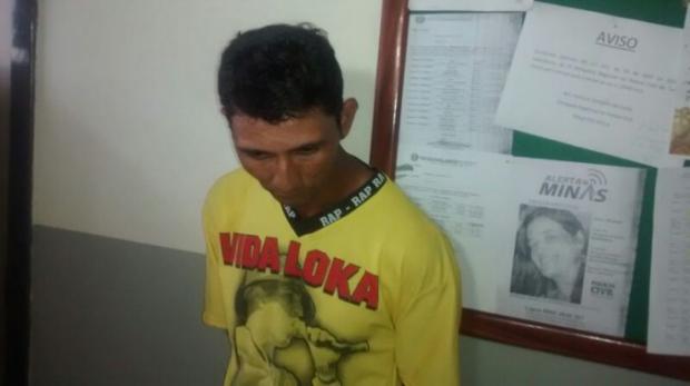 Autor foi preso e autuado na Delegacia de Malacacheta – Foto: Victor Couy 