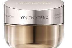 À base de ingredientes naturais, o Enriching Eye Cream, da ARTISTRY, acaba de chegar ao Brasil e promete suavizar rugas, linhas de expressão e hidratar a região dos olhos