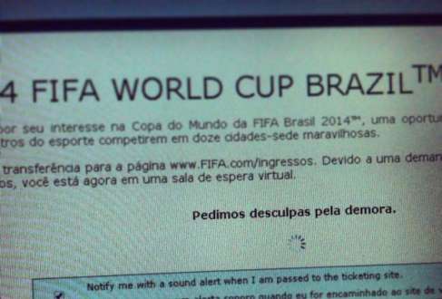 Em nova oportunidade da Fifa para torcedores comprarem bilhetes, público fica mais de 40 minutos em espera e reclama de sistema