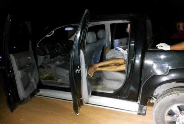 MG - Homem é encontrado morto dentro de caminhonete em Governador Valadares