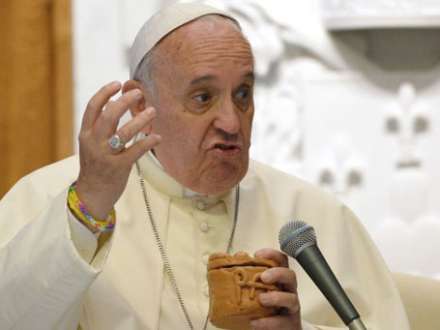 Europa - Papa Francisco denuncia a especulação com o preço dos alimentos