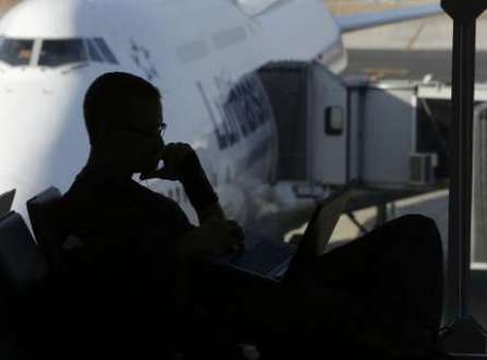 Passagens aéreas devem ficar mais baratas