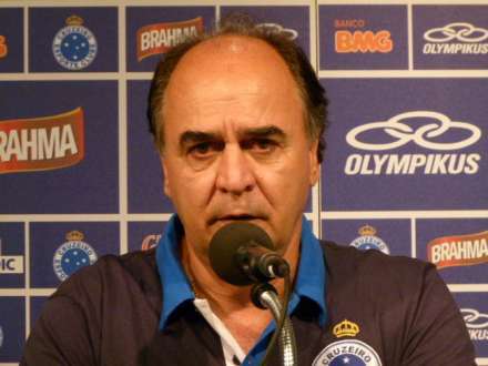 Brasileirão 2014 - Marcelo Oliveira destaca as exibições dos estreantes Manoel e Marquinhos