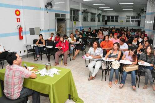 Educação - Começaram as aulas do Pré-Enem Municipal em Montes Claros