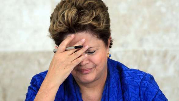 Dilma afirma que derrota pode provocar profunda reforma do futebol brasileiro