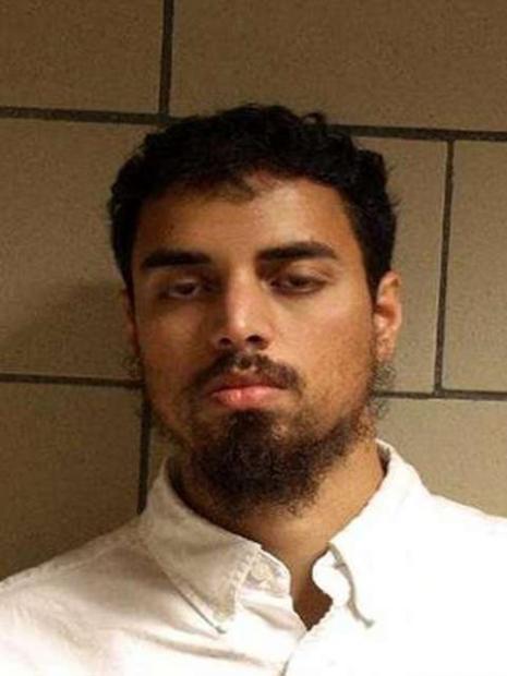 O relatório da Human Rights Watch cita o caso de Rezwan Ferdaus, condenado a 17 anos de prisão por planejar um ataque contra o Pentágono com pequenos drones carregados de explosivos
