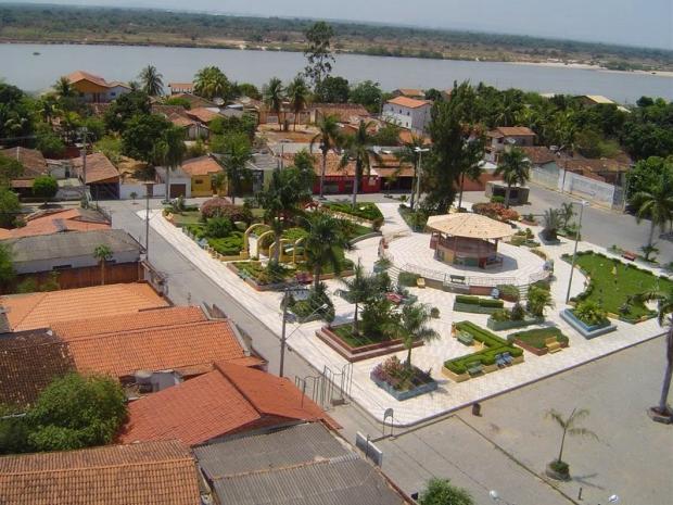 Norte de Minas - Funcionaria da Prefeitura de Itacarambi fica sem exame por se recursar a receber R$ 300,00 e a assinar recibo de R$ 520,00