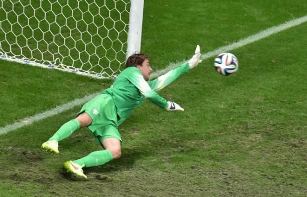 Goleiro Krul foi o herói da partida. Foto: AFP