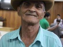 Izidinho comemora 62 anos ao lado do seu acordeom