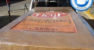 A cidade promete neste ano superar os 302 kg do doce de leite gigante produzido em 2013 / Foto: Divulgação