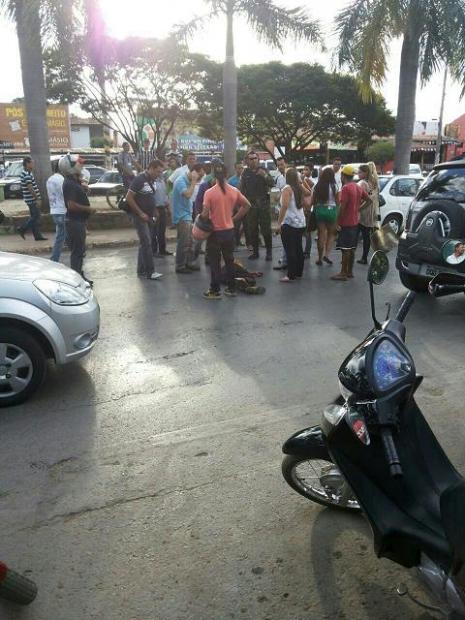 Montes Claros - Idoso de 78 anos morre atropelado na Av. Sanitária - Foto: Tiago Felipe