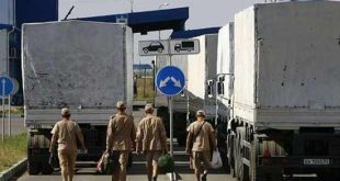 Cerca de 40 caminhões vistos por jornalistas no lado ucraniano estavam vazios