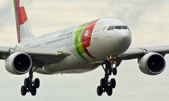 Depois de sinal indicativo de fumaça, comandante resolveu pousar em Cabo Verde por precaução.