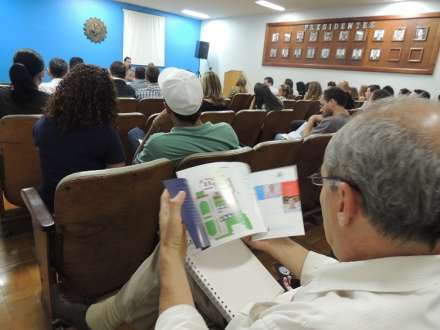 Os empresários conhecerem o Manual do Expositor para otimizar a participação na feira