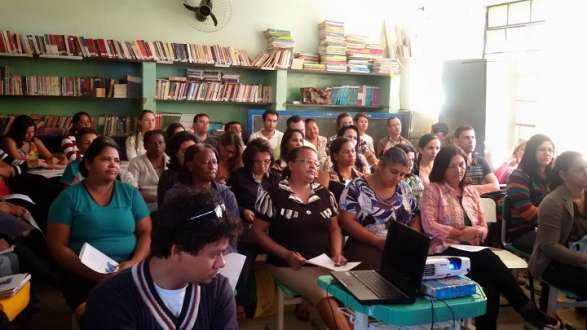 Montes Claros - Rede Municipal de Ensino promove Dia D para discutir projeto pedagógico das escolas