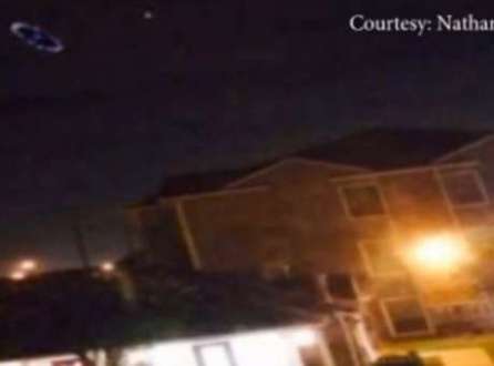 O suposto óvni teria sido visto pairando a menos de 20 km do Centro Espacial Johnson