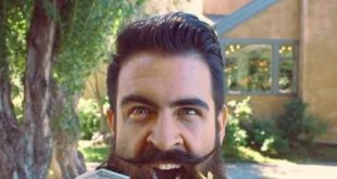 Homem usa barba para apoiar alimentos e bebidas.