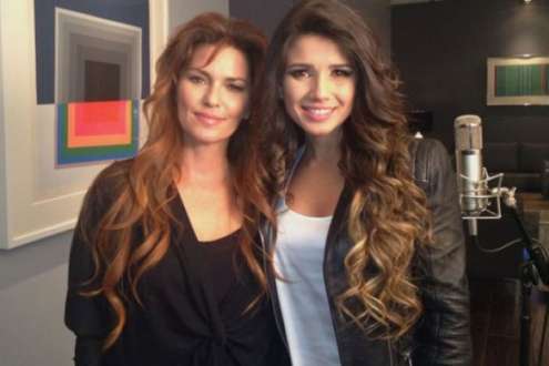 Vídeo - Paula Fernandes e Shania Twain fazem dueto inédito