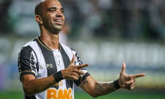 Atacante do Atlético Mineiro, Tardelli quer aproveitar o bom momento para convencer o técnico Dunga que pode permanecer na Seleção Brasileira