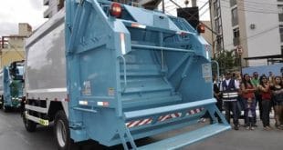 Montes Claros - Dez novos caminhões compactadores reforçam coleta de lixo em Montes Claros