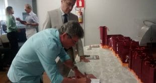 Na oportunidade, Edilson Torquato, presidente da ACI, assinou convênio de cooperação com o BNB, no sentido de oferecer ao associado condições diversas de crescimento.
