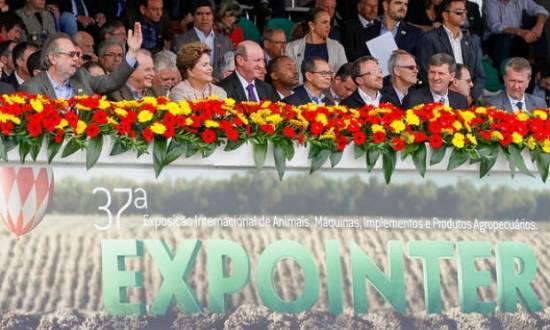 Dilma foi vaiada em visita à Expointer nesta sexta.