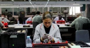 Mulheres chegam a ser maioria em setores como o de eletroeletrônica, explica Márcio Guerra