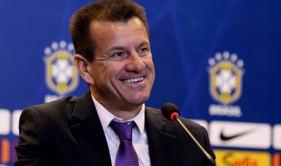 Seleção brasileira - Dunga diz que portas da seleção não estão fechadas para Maicon
