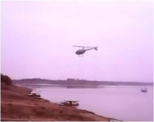 MG - Vídeo mostra queda de helicóptero na represa de Furnas