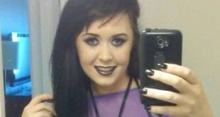 Jasmine em fotos que posta no Facebook.