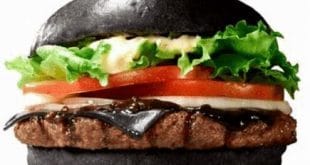 Burger King lança hambúrguer totalmente preto no Japão
