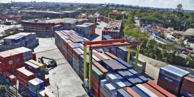 Brasil - Receita e PF desarticulam esquema fraudulento de importação