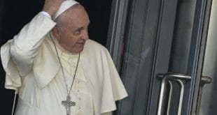 Ida do Papa à capital francesa e à cidade mariana "pode acontecer na primavera ou no outono de 2015"