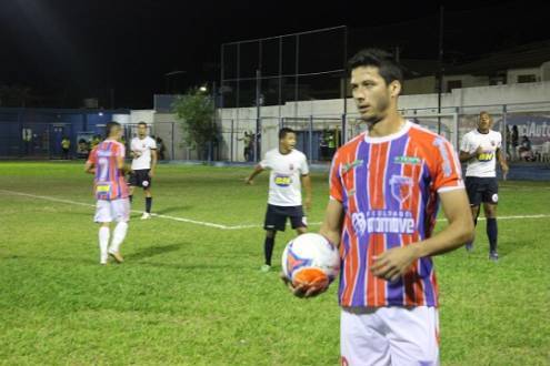 Atacante Flávio Torres, autor de um dos gols da partida realizada nesta sexta, 3