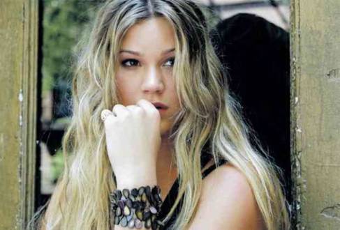 Joss Stone confirma três shows no Brasil
